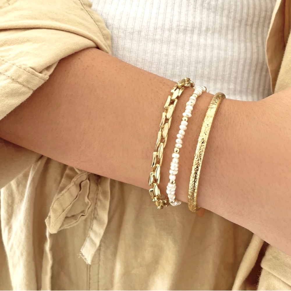 Arms of Eve Australia Freshwater Pearl Bracelet 18K Gold Plated w/ Box